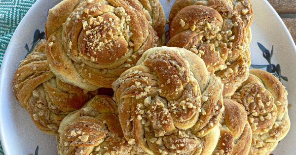 Tahinli Çörek