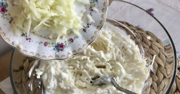 yesil-elmali-kereviz-salatasi-asama2