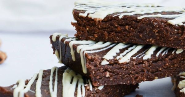 4 Malzemeli Fit Brownie