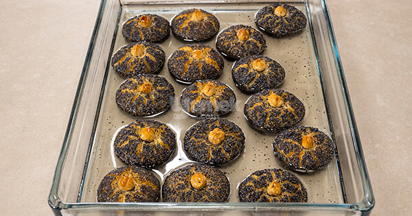 hashasli-sekerpare-asama13-yemekcom