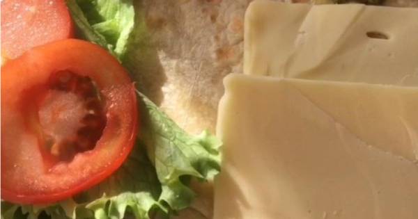kahvaltilik-tortilla-durum-adim-5