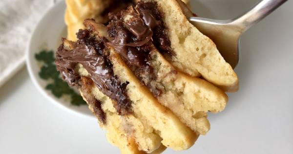 cikolatali-findik-kremasi-dolgulu-pancake-adim