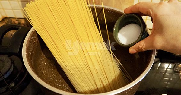 havuc-soslu-spagetti
