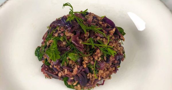 İnce Bulgurlu Lahana Salatası