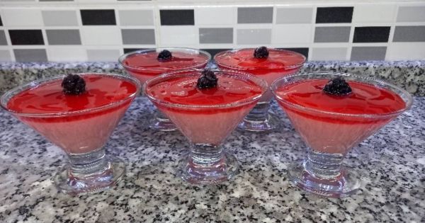 Meyve Soslu Puding