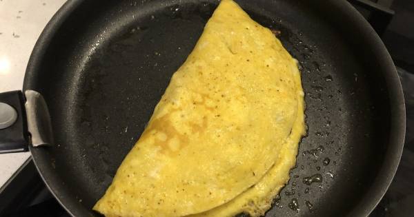 sebze-dolgulu-omlet-adim-4