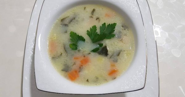 Terbiyeli Kereviz Çorbası