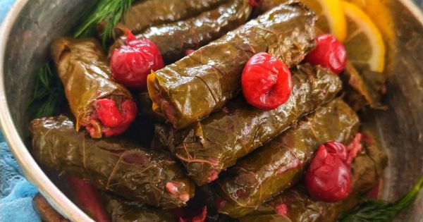 Vişneli Yaprak Sarması