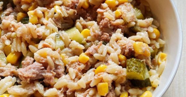 Arpa Şehriyeli Salata