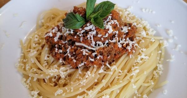 Bolonez Soslu Spagetti