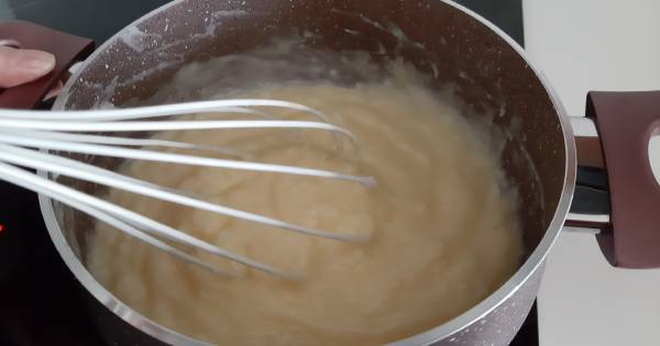 custard-bread-roll-adim-1