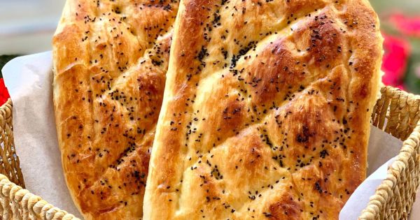 Ev Yapımı Ramazan Pidesi