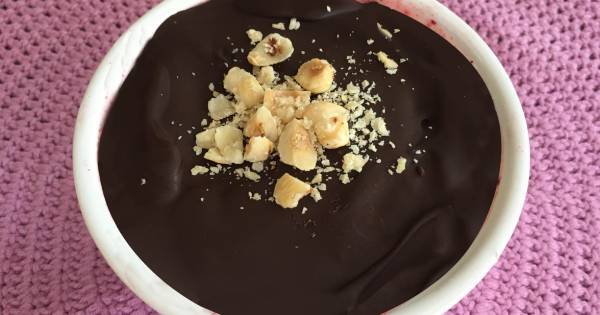 saglikli-cikolata-kapli-dondurma-adim
