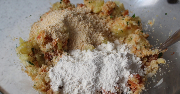 tarhanali-patates-koftesi3