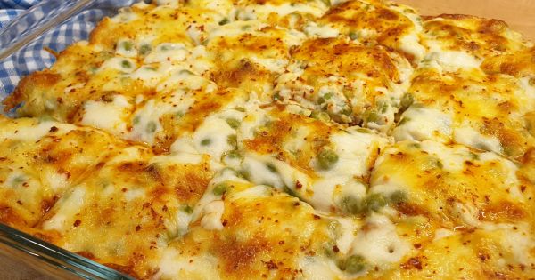 Beşamel Soslu, Kıymalı ve Sebzeli Fırın Yemeği