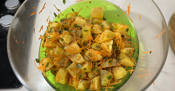 havuclu-patates-salatasi-asama-3