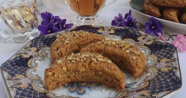 Şerbetli Ay Tatlısı