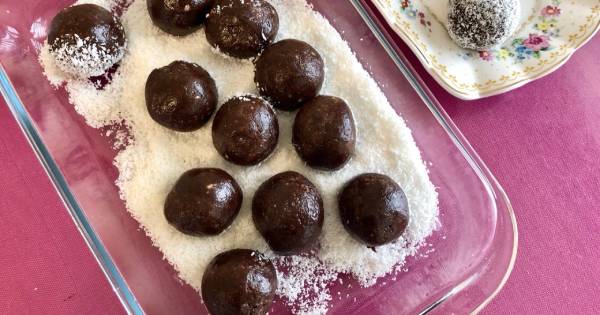 findikli-hindistan-cevizli-truffle-adim-4 (1)