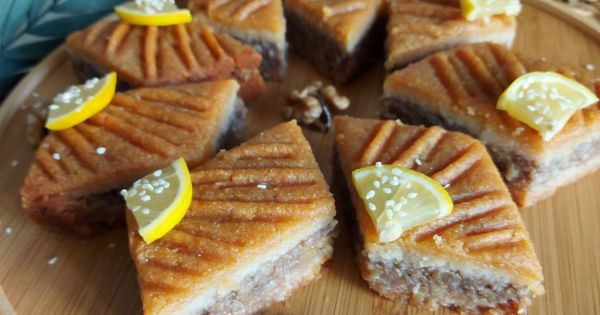 Baklava Tadında Bol Cevizli Tepsi Tatlısı