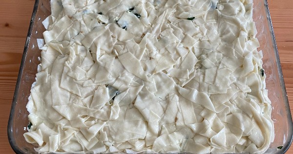ispanakli-peynirli-kirpik-borek-asamasi4