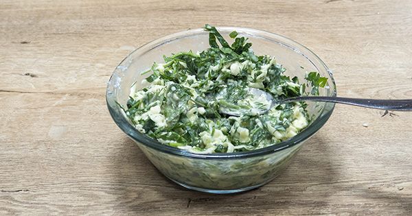 otlu-peynirli-yumurtali-ekmek