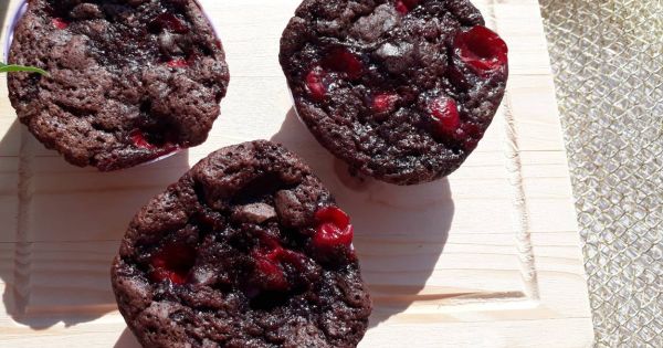 Vişneli Brownie