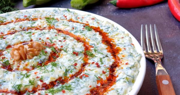Yoğurtlu Kabak Salatası