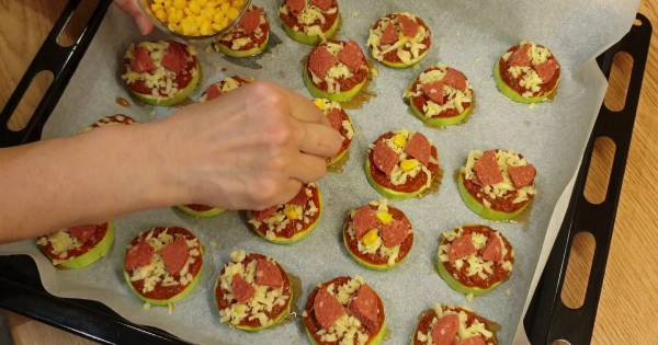 mini-kabak-pizzalar-adim-8