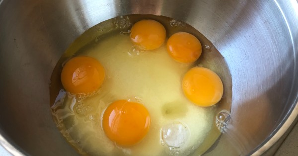 cikolata-soslu-kek1