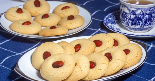 Katı Yağsız Bademli Kurabiye