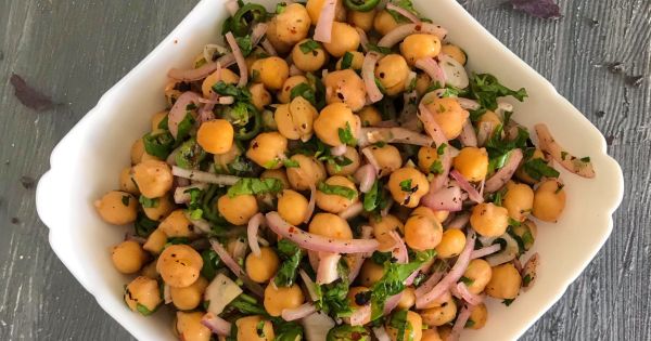 Nohut Salatası