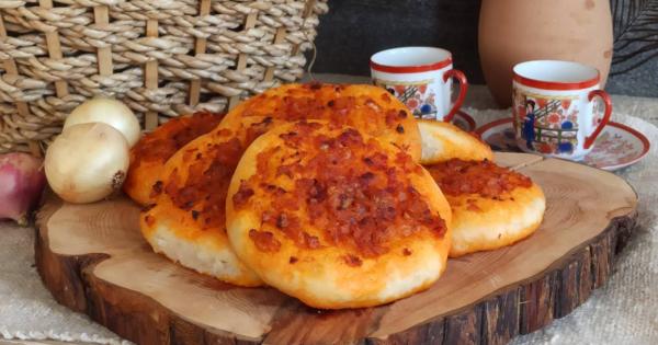 Soğanlı Ekmek Tarifi, Nasıl Yapılır? - Yemek.com