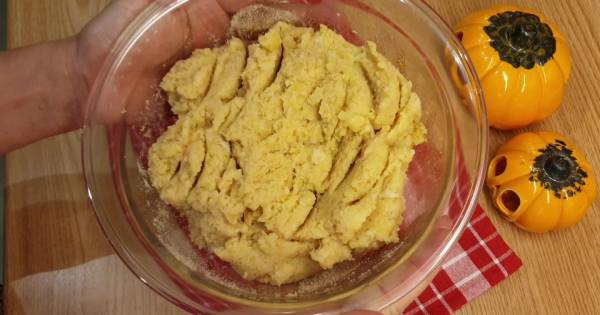 susamli-ve-corek-otlu-patates-kroket-adim-2