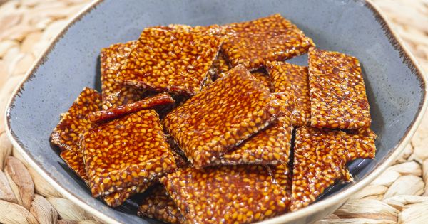 Susamlı Krokan