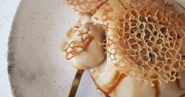 Kahve ve Labne Peynirli Panna Cotta