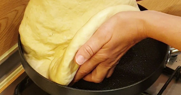 kekik-ve-sucuklu-tava-ekmegi-asamasi6