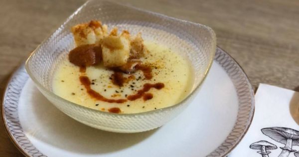 Kemik Suyu Çorbası