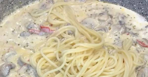 kremali-mantarli-spagetti-adim-9