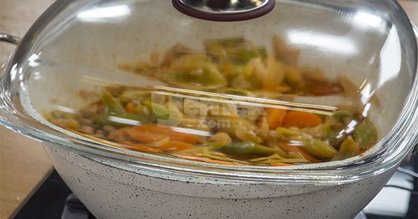 nohutlu-pirasa-yemegi