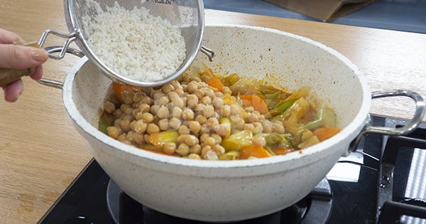 nohutlu-pirasa-yemegi