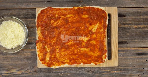 soslu-kahvaltilik-pogaca-6