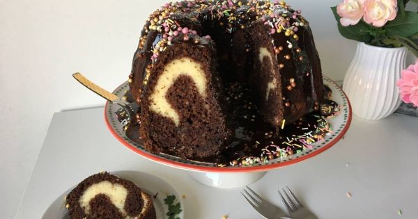 Cheesecake Dolgulu Kakaolu Kek