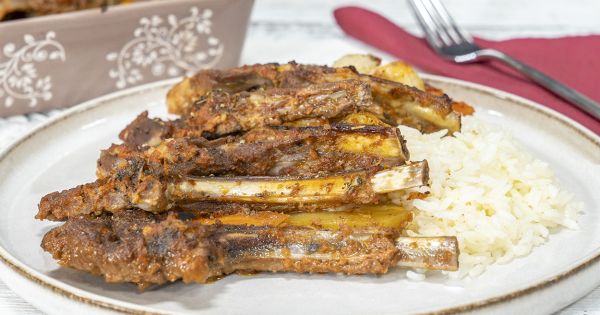 Fırında Soslu Kuzu Kaburga