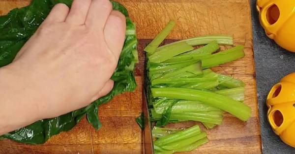 yesil-mercimekli-kiymali-ve-pazili-firin-yemegi-adim-3
