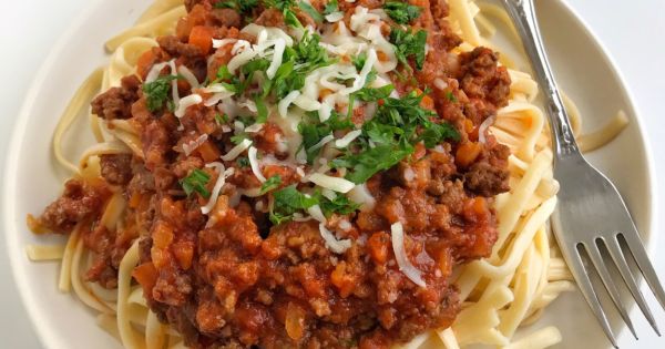 Bolonez Soslu Makarna