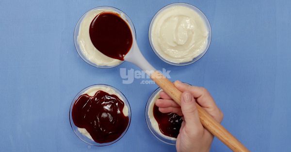 karamelli-bardak-tatlisi-600x315 (19)