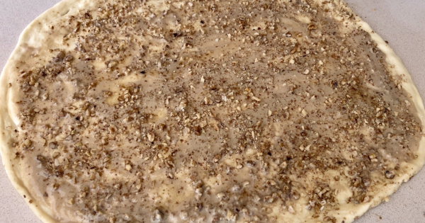 tahinli-rulo-corek1