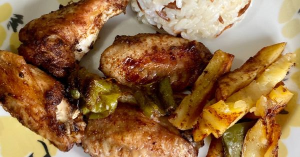 Fırında Soslu Kanat ve Patates