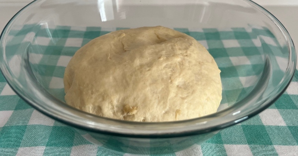mini-pizza-tarifi-adim-2-chef-necla-aktas