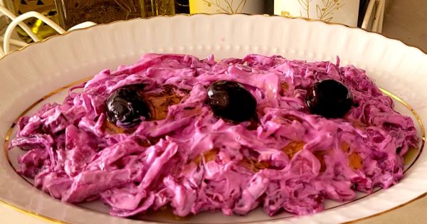 Yoğurtlu Kırmızı Lahana